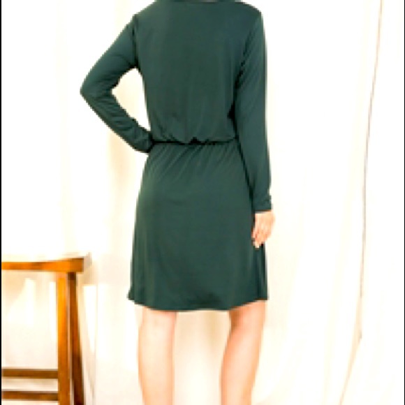 Plus Size Long Sleeves Midi Dress - Picture 4 of 4